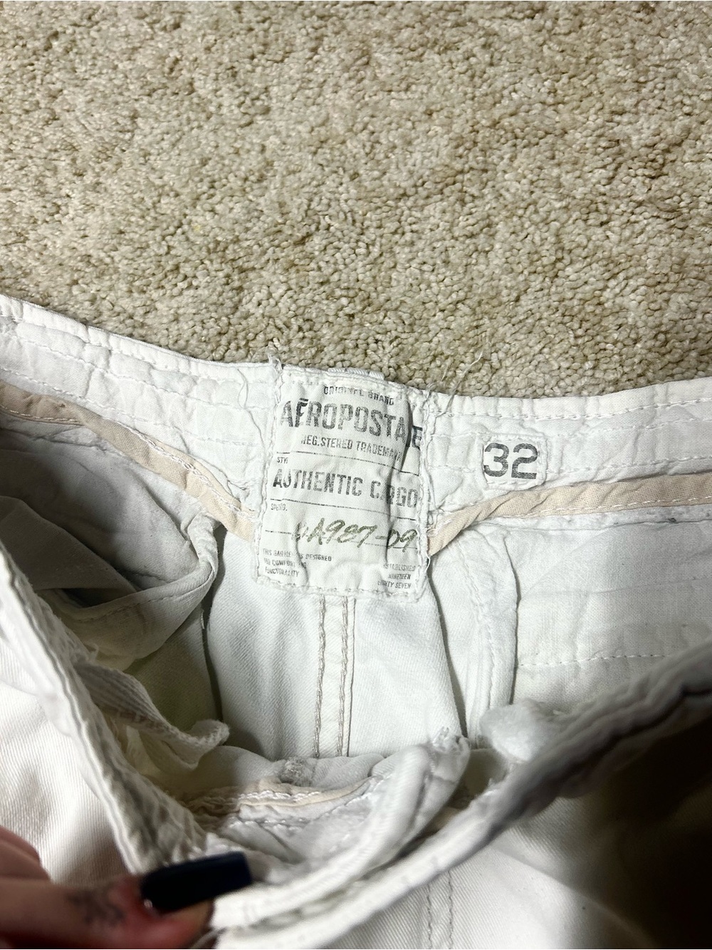 Aeropostale White Cargo Shorts Size 32 Y2K Utility Baggy Shorts